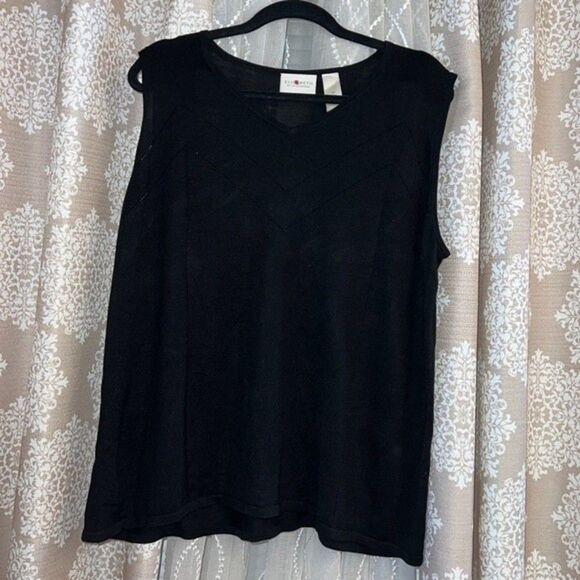 Elizabeth (Liz Clairborne) Women's Plus Sleeveless Top - Picture 1 of 5